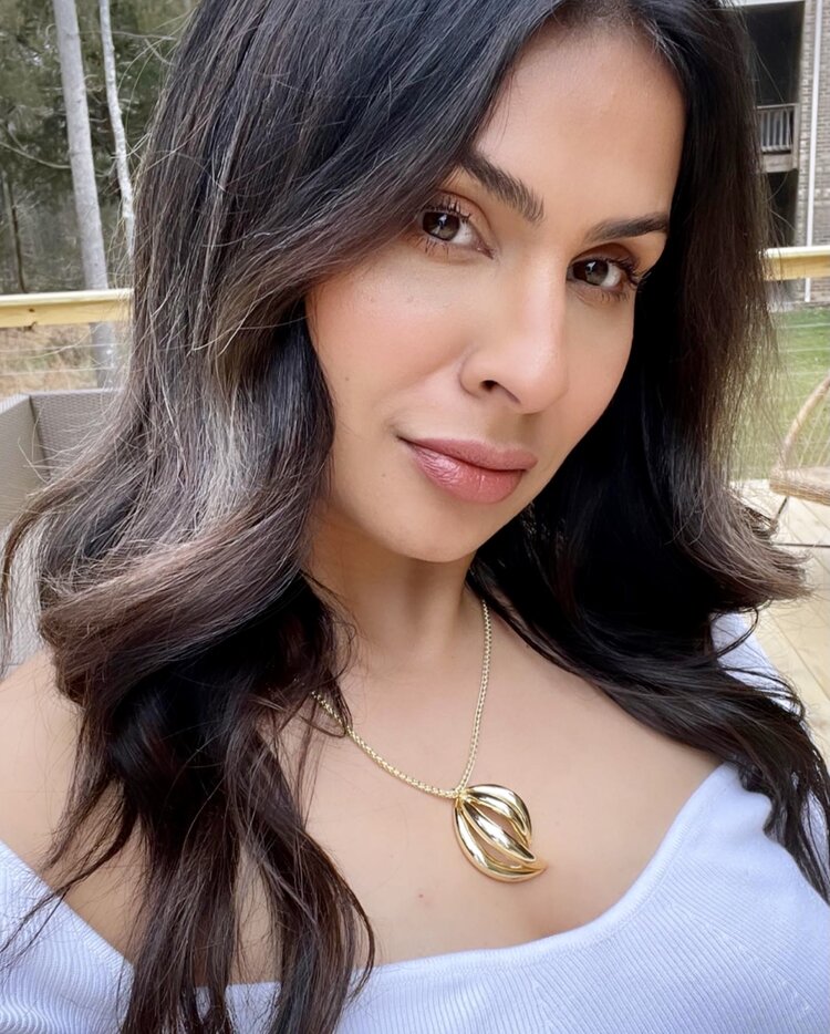Thelma A. in our Davina Necklace.