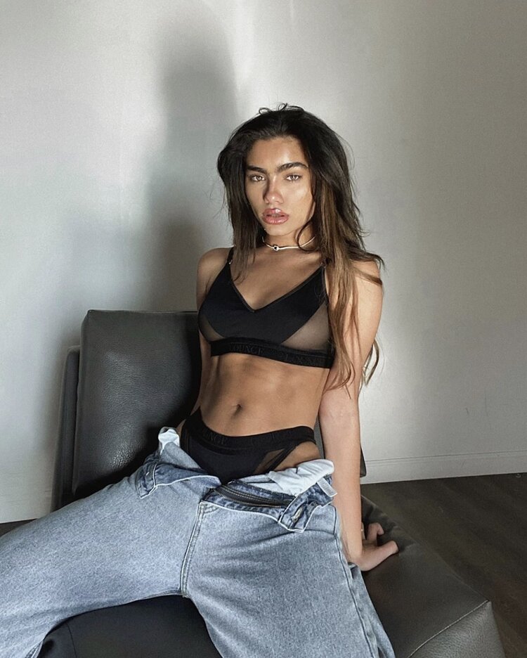 Luisa Piou in our Brilliant Choker.