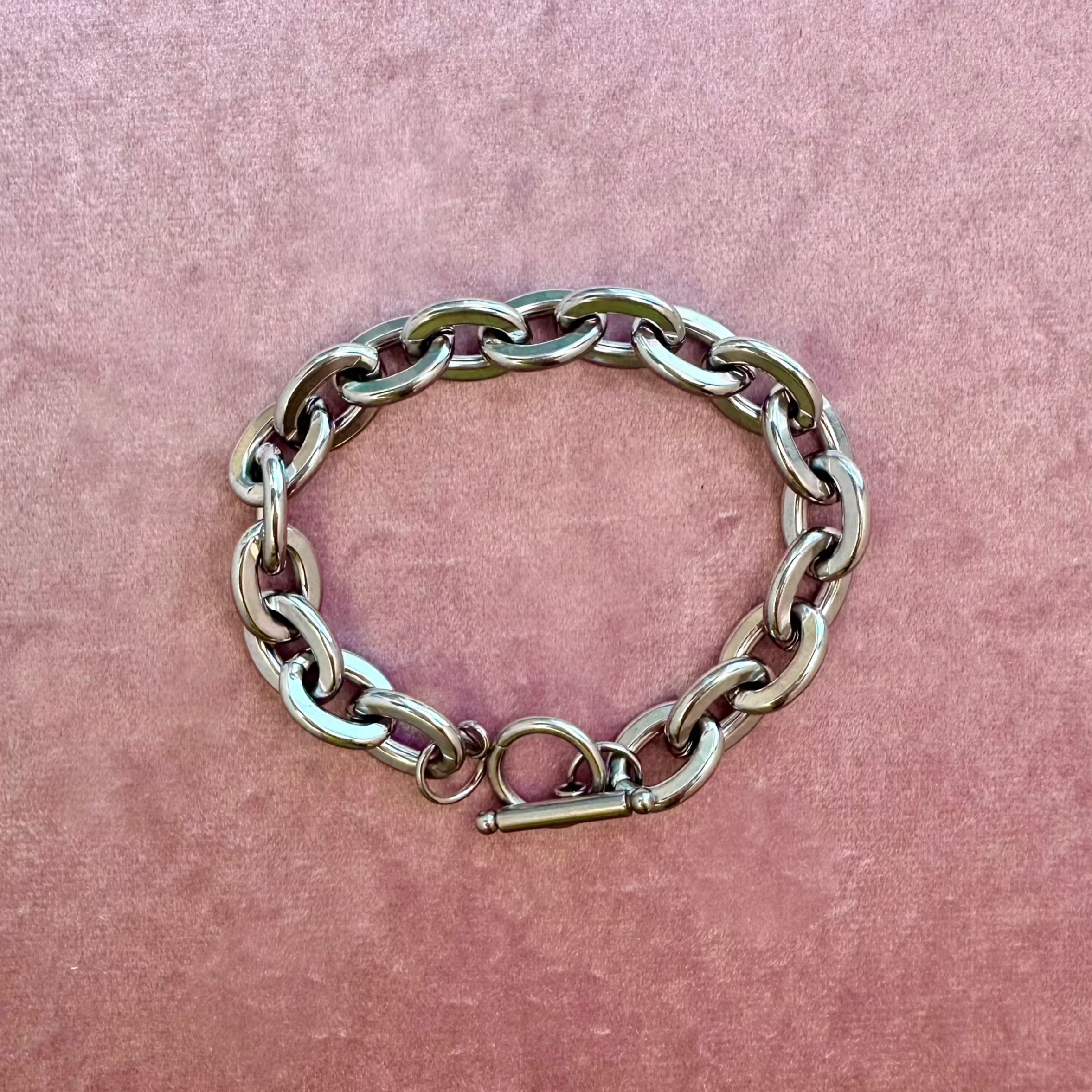 Amber chain bracelet